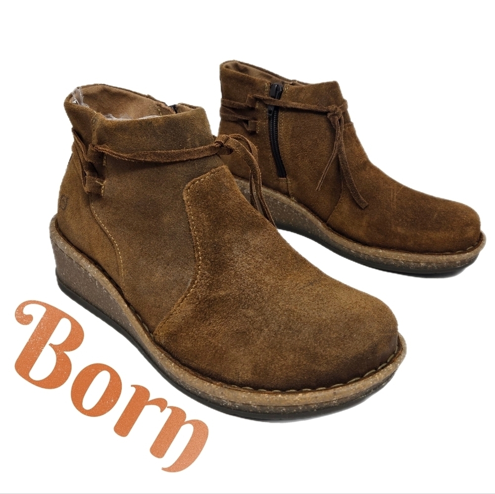 Born Viana Rust Suede Womens Booties Sz 8 Casual Comfort Mocassin Distress Look